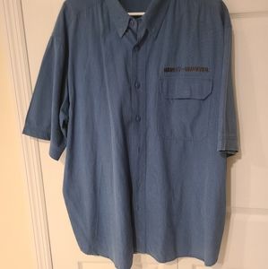 Harley-Davidson shirt